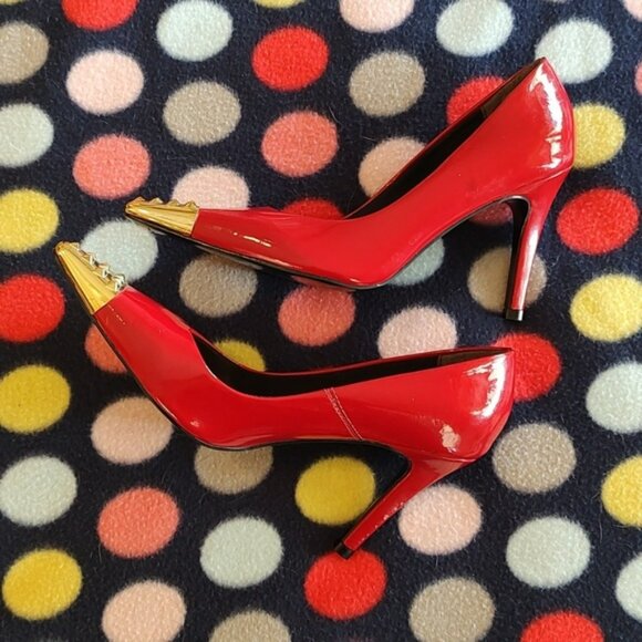 RED PATENT LEATHER HEELS GOLD TOE TIP MADE IN BRAZIL Size 5. - Picture 3 of 11